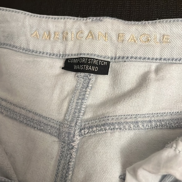 American Eagle Shorts - Picture 2 of 4